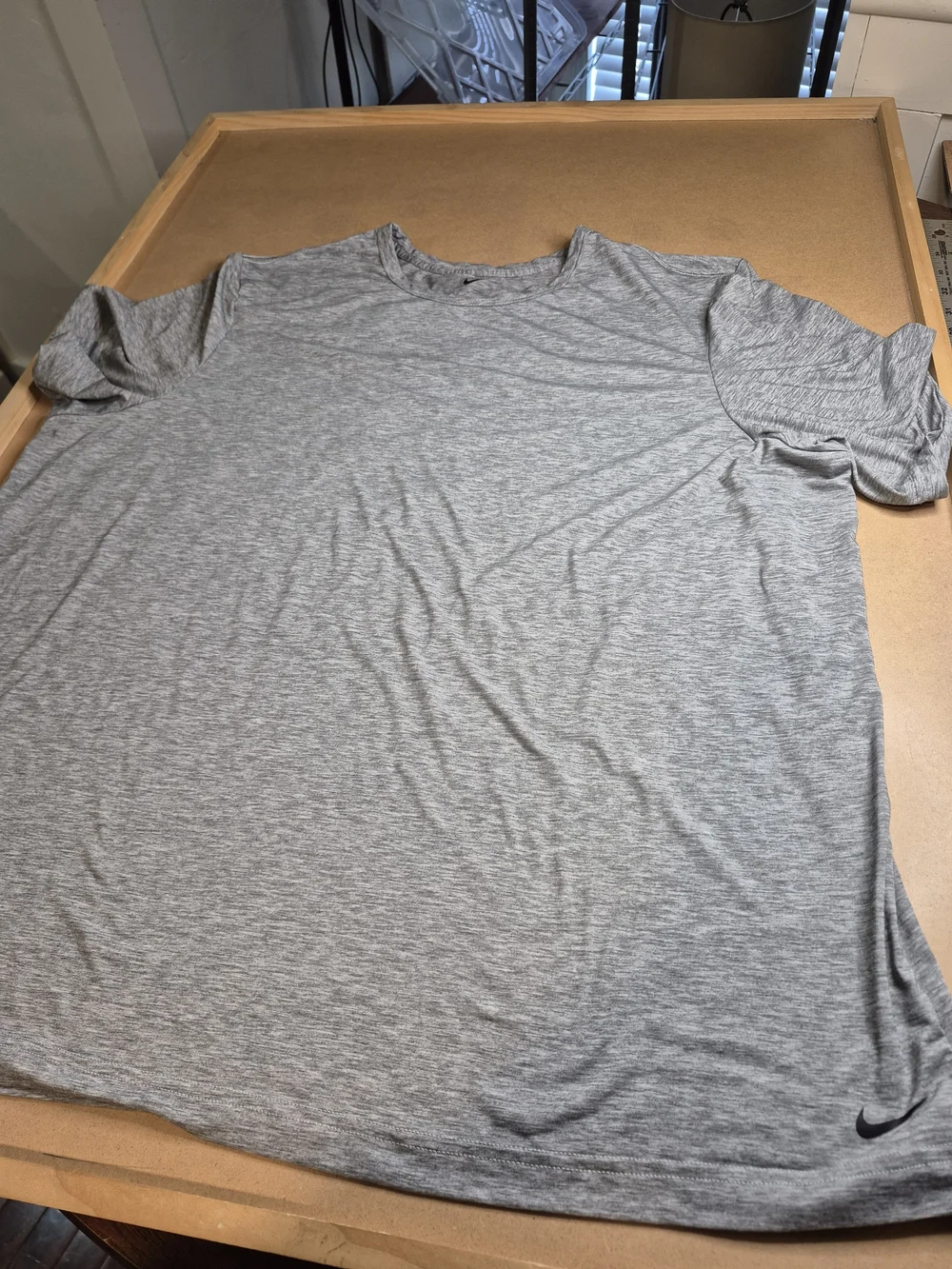 Nike Men’s Light Heather Gray Short Sleeve Athletic Tee 4445/4